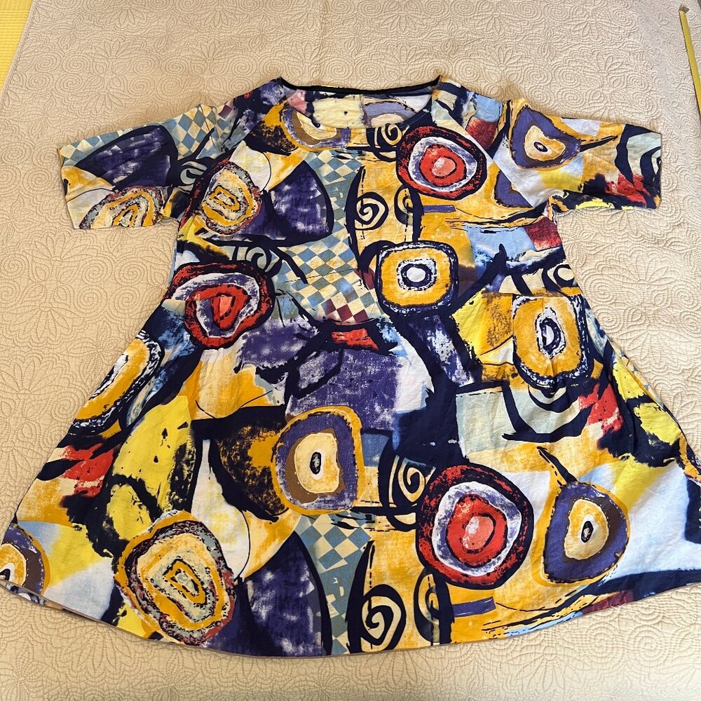 3Potato Abstract Multi-Color 3/4 length sleeve top